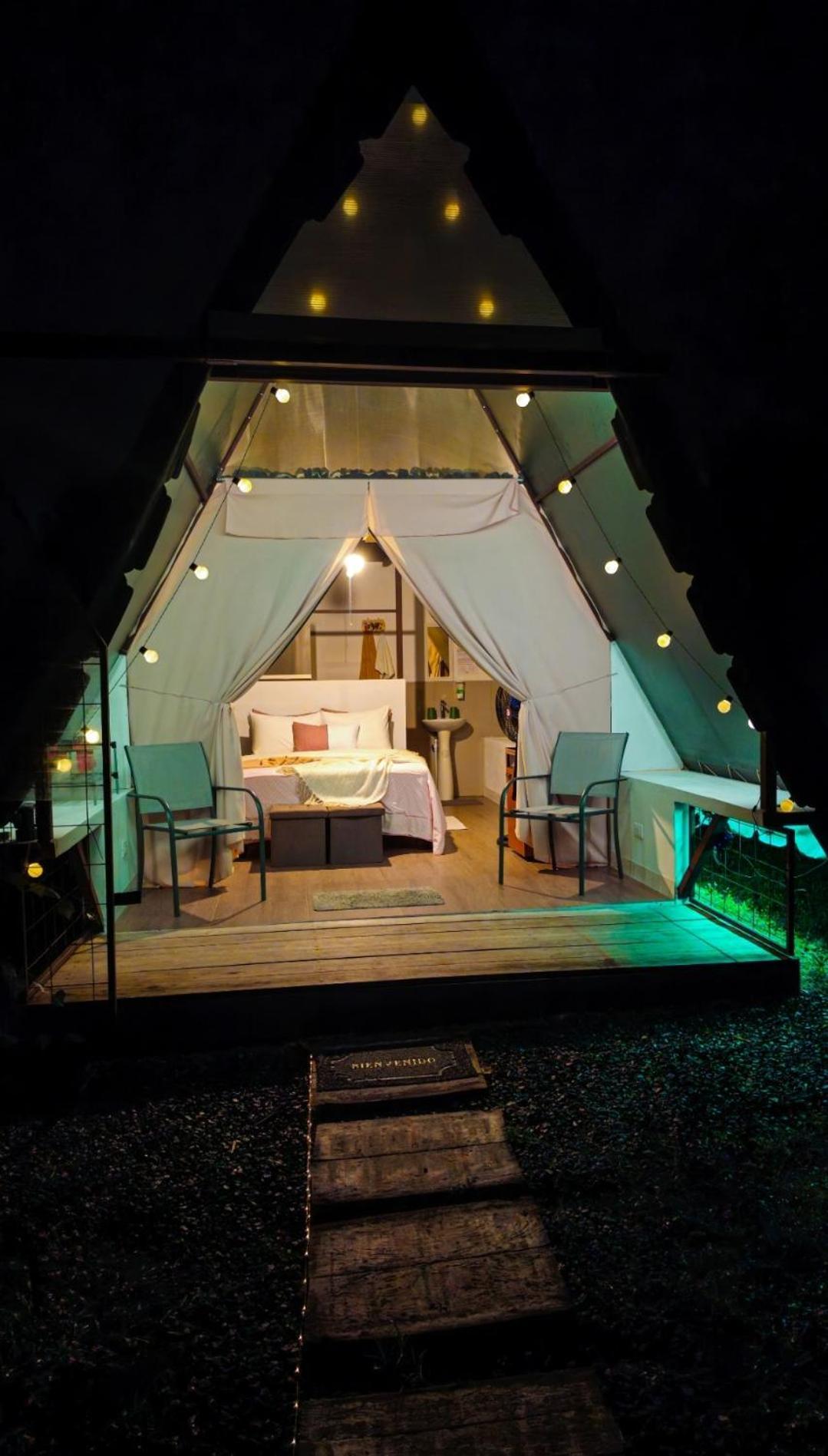 הוילה La Fortuna Flora Glamping De Abuela מראה חיצוני תמונה